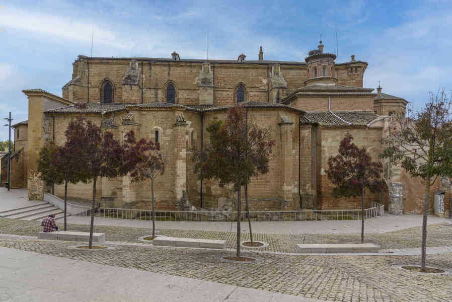 Huesca - Barbastro 10 - catedral de Santa María de la Asunción.jpg